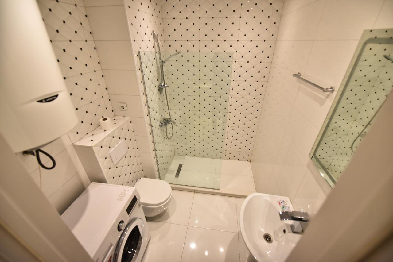 Batumi Orbi Sea View Apartment ภายนอก รูปภาพ